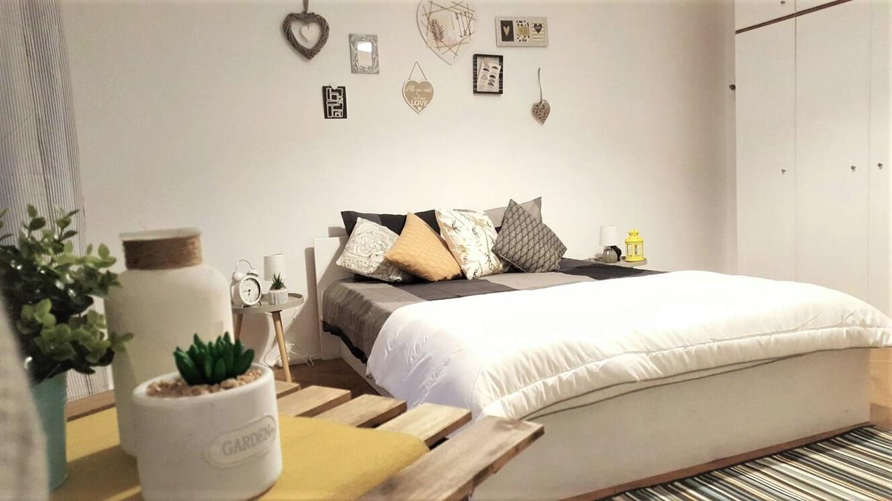Studio Central Exer IV Βουκουρέστι Εξωτερικό φωτογραφία